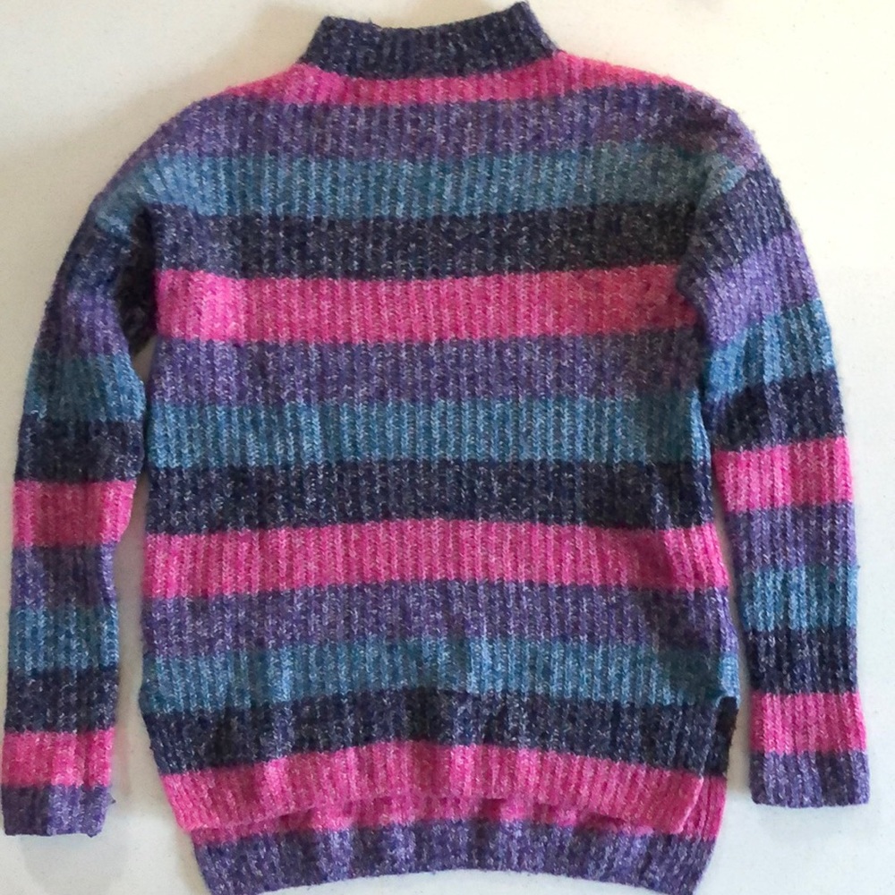 Colorful Gap sweater extra small